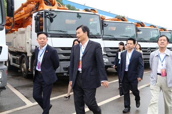 余津勃參加加強產融學合作、推進湖南“十三五”發展座談會