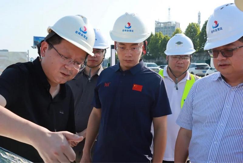王東輝、周玉萍一行調研岳陽自貿片區EOD建設項目