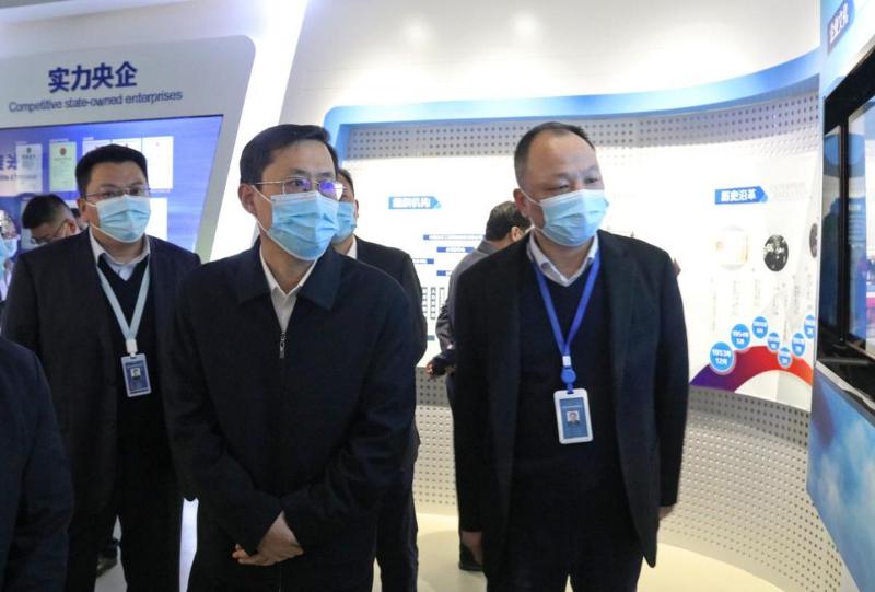 2021年12月，時任岳陽市委書記、市人大常委會主任王一鷗到公司調研指導工作